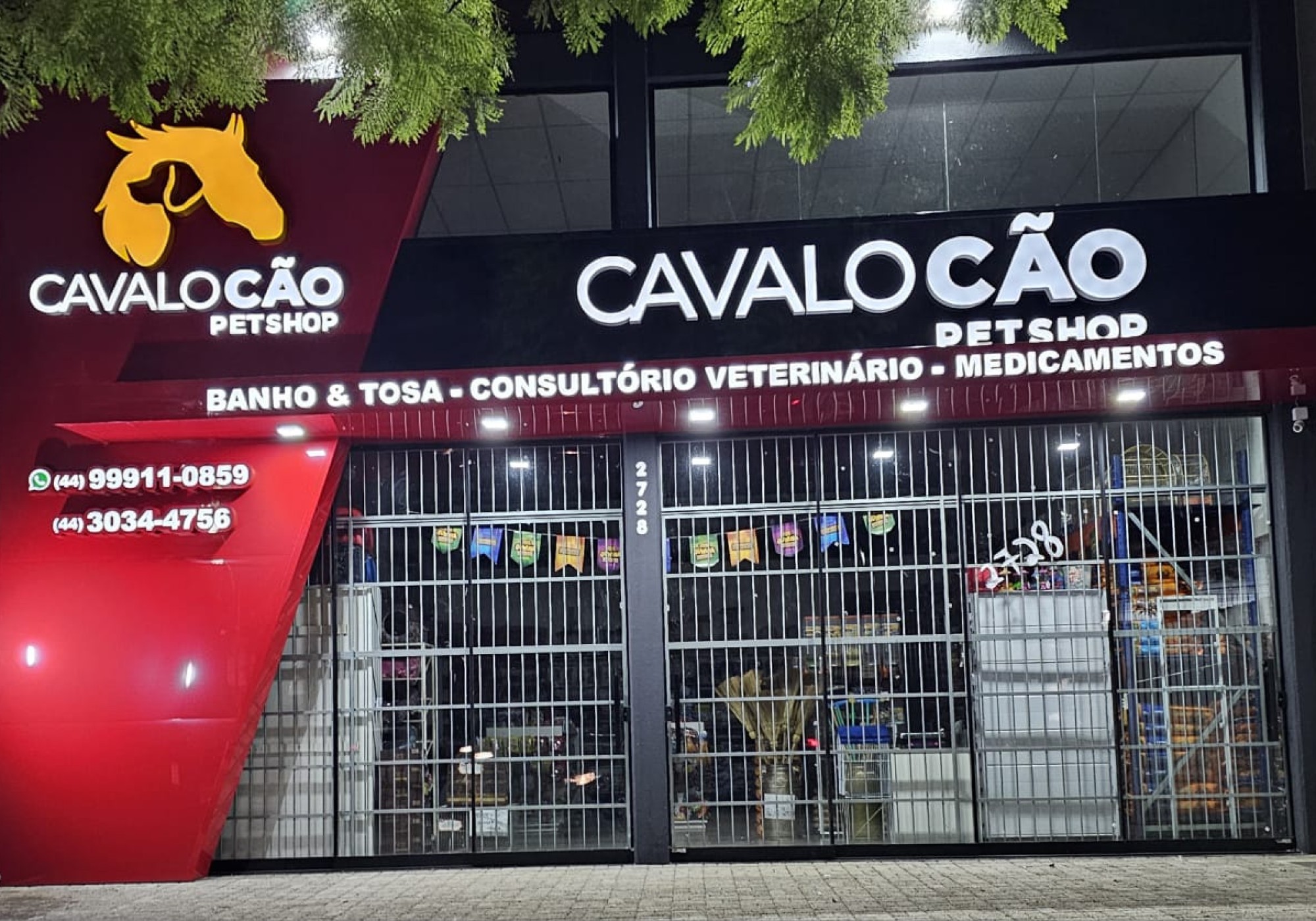 Letra Caixa Iluminada: Sua Marca em Destaque Dia e Noite